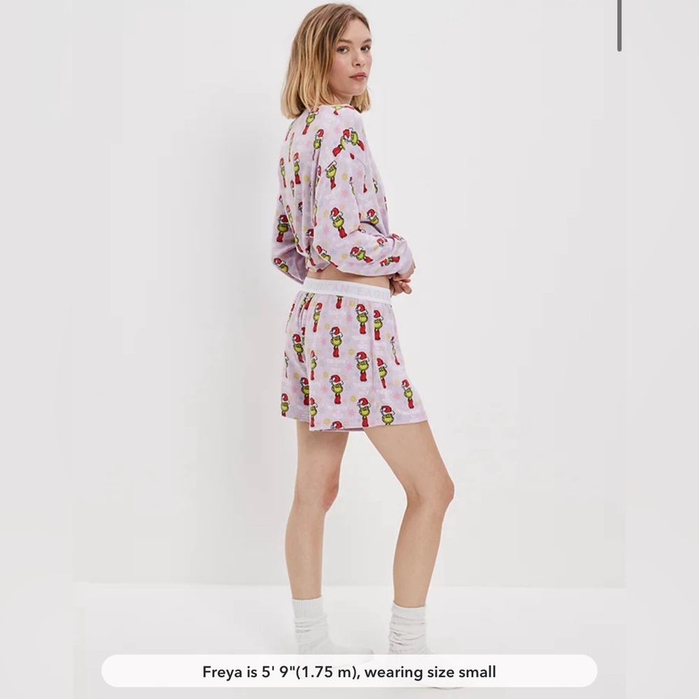 AEO grinch pj set